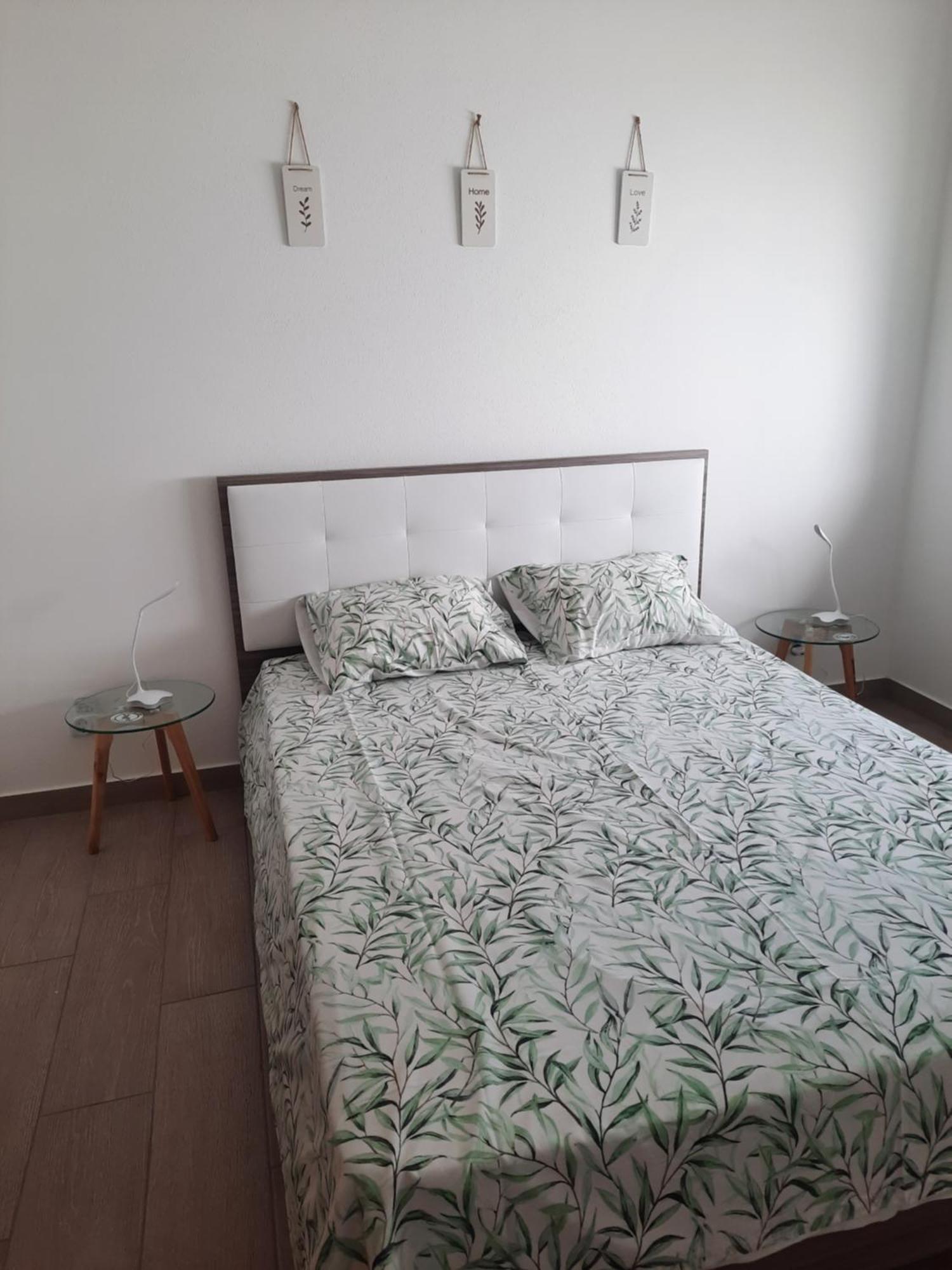 Blue Sardine Hostel Портиман Экстерьер фото